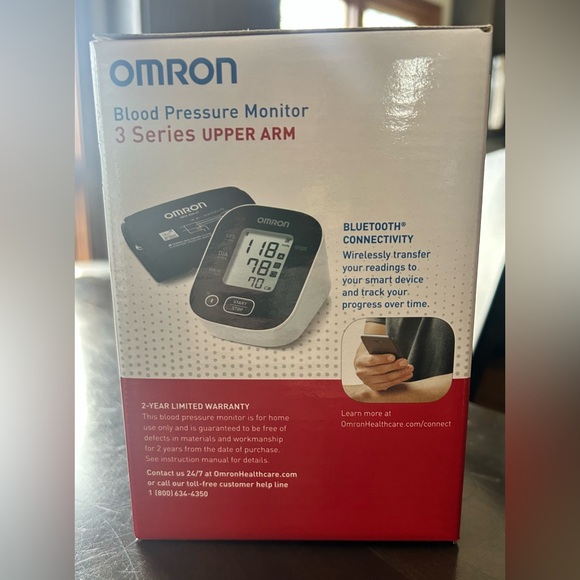 BRAND NEW OMRON 3 Series Upper Arm Monitor with Bluetooth - Picture 2 of 7